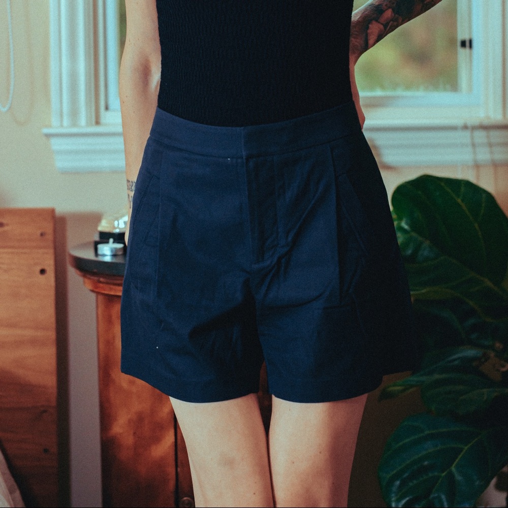 Sz 0 Vince Blue Dress Shorts